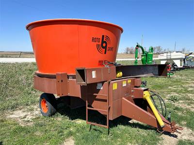 ROTO GRIND 1090 Bale Processor