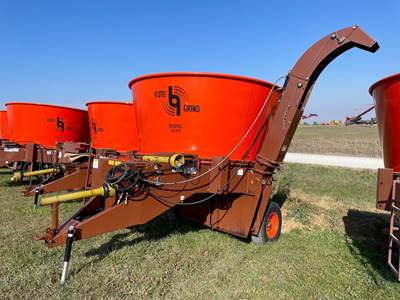 ROTO GRIND 1090 Bale Processor