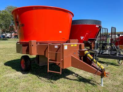 ROTO GRIND 760 Bale Processor