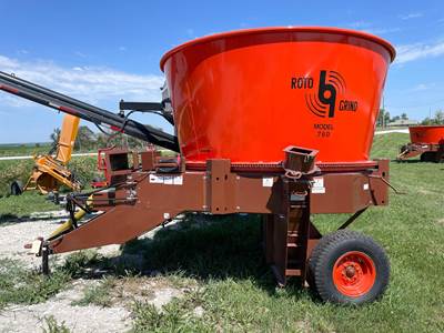 ROTO GRIND 760 Bale Processor