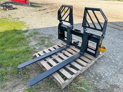 CL FABRICATION PF45 PALLET FORKS Bale Spear