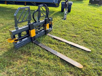 CL FABRICATION PF45 PALLET FORKS Bale Spear