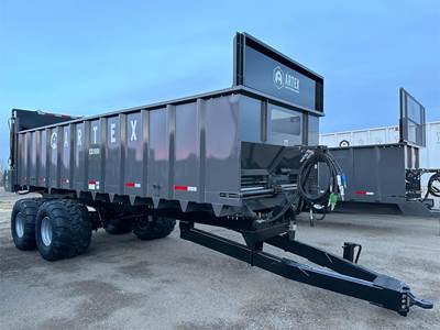 Artex CB1000 Dry Manure Spreader