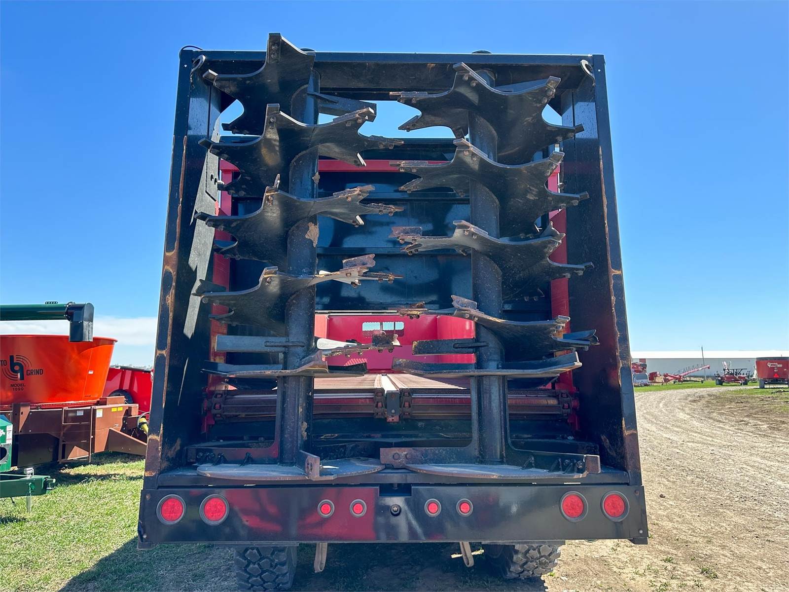 2016 Artex CB2604 Dry Manure Spreader For Sale Henderson, IA