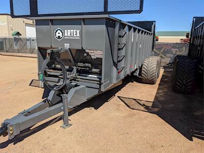 Artex SB600 Dry Manure Spreader