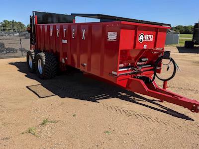 Artex SBX600 Dry Manure Spreader