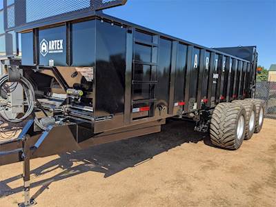 Artex SBX800 Dry Manure Spreader