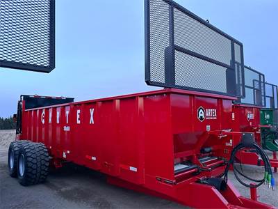 Artex SBX800 Dry Manure Spreader