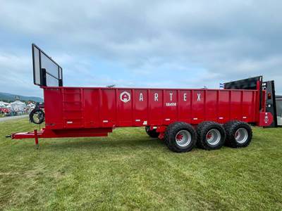 Artex SBX950 Dry Manure Spreader