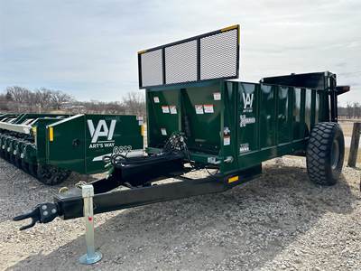Art's Way X350 Dry Manure Spreader