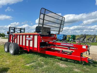 HAGEDORN HYDRA-SPREAD EXTRAVERT 5290 Dry Manure Spreader