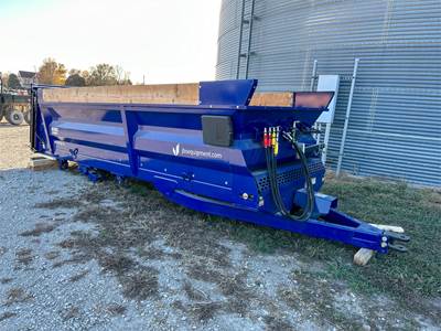 JBS MISP1636-14 Dry Manure Spreader