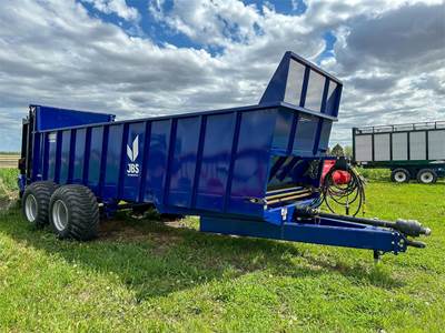 JBS VMEC2448 Dry Manure Spreader