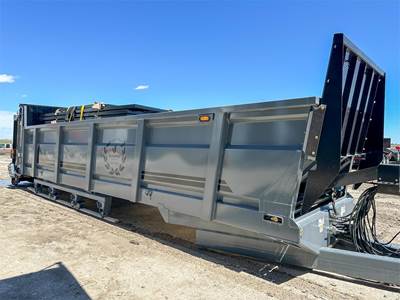 JBS VMEC3048 Dry Manure Spreader