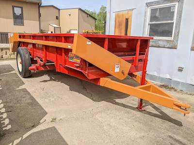 Kelly Ryan 6x17.5 Dry Manure Spreader