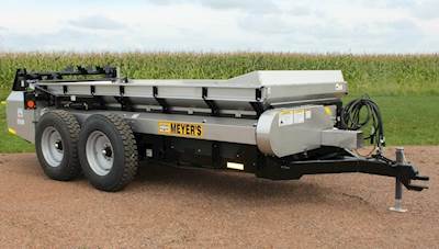 Meyers M3230 Dry Manure Spreader