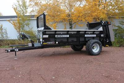 Meyers VB160 Dry Manure Spreader