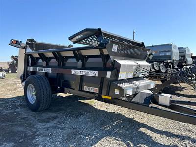 Meyers VB185 Dry Manure Spreader