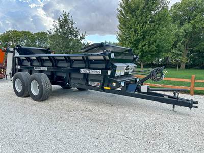 Meyers VB280 Dry Manure Spreader