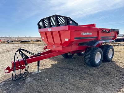 JOHN B.M. MFG LM12 Trailer