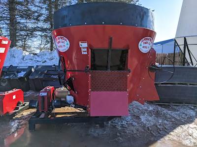 CLOVERDALE 175 Feeder