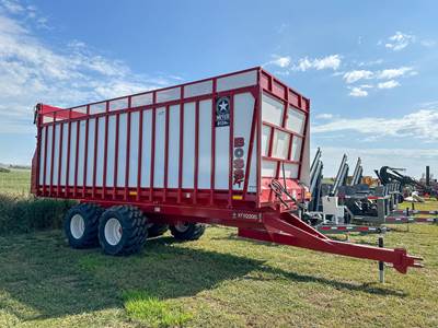 Meyer 8124RT Forage Box
