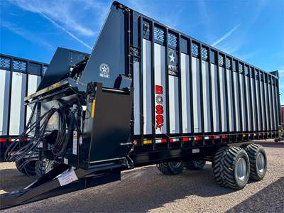 Meyer 8226RT Forage Box