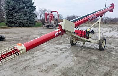 Farm King 1031