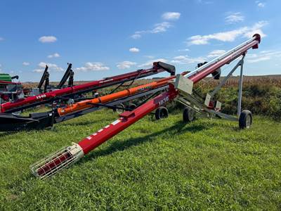 Farm King 1036