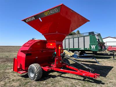 AKRON GTT5010 Grain Bagger