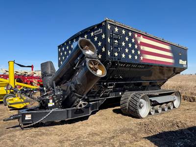 Brandt 1600DXT Grain Cart