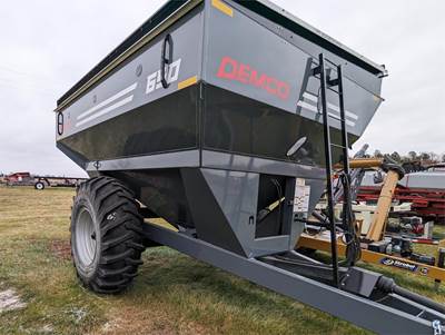 Demco 650 Grain Cart