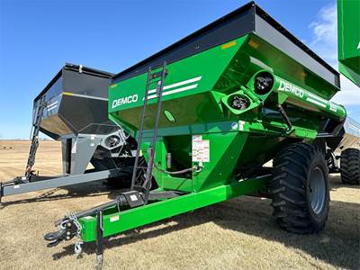 Demco 650 Grain Cart
