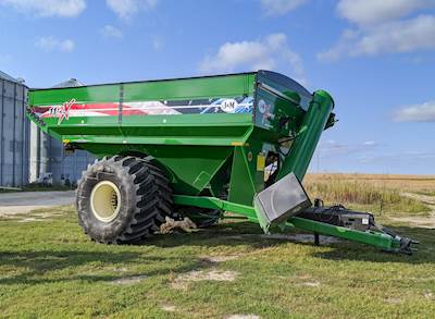 J&M 1112-20S Grain Cart
