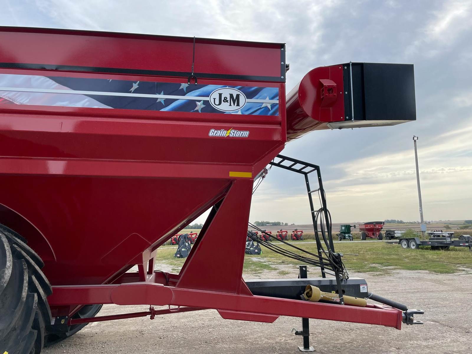 2024 J&M 115122S Grain Cart For Sale Henderson, IA 11044263