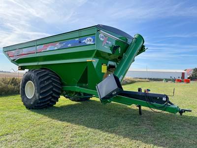 J&M 1312-20S Grain Cart