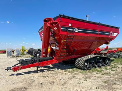 J&M 1522-20T Grain Cart