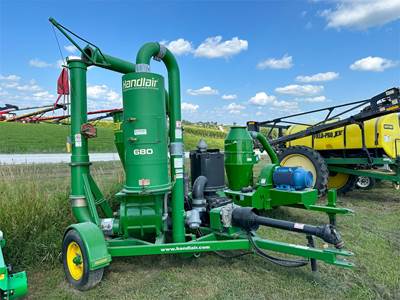 HANDLAIR 680 Grain Vac