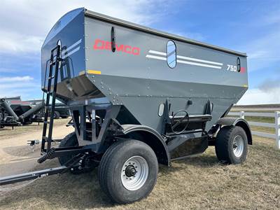 Demco 750SS Gravity Wagon