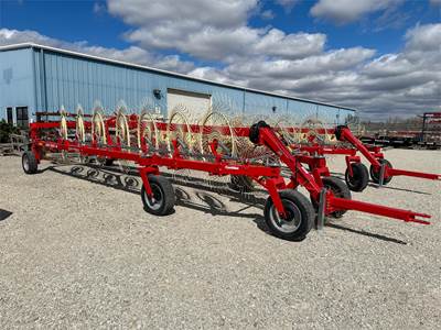 Farm King RE12 Hay Rake