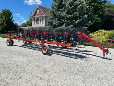 H&S HC5114 Hay Rake