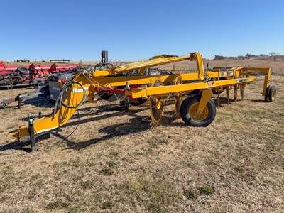 Vermeer VR1428 Hay Rake