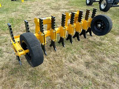 CL FABRICATION 84" XR RIPPER W GAUGE WHEELS Ripper