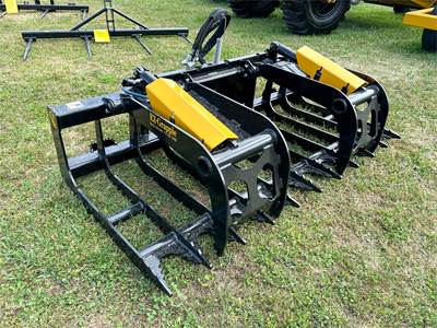 CL FABRICATION 90" EZ Grapple Brush and Root Bucket Root Grapple