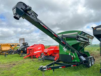 J&M LC290 Seed Tender