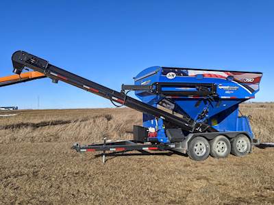 J&M LC390 Seed Tender