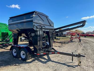 Patriot 220 Seed Tender