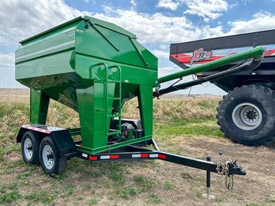 Patriot 220 Seed Tender