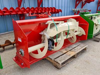Farm King Y740 Snow Blower