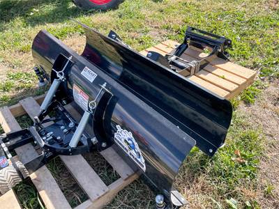 HitchDoc EAGLE PLOW Snow Plow